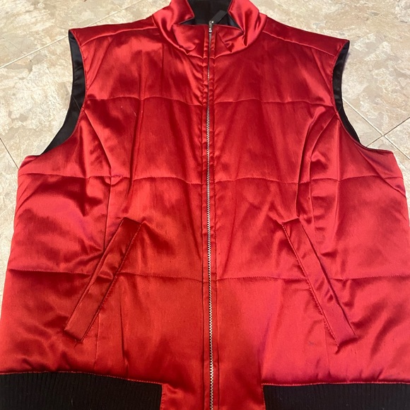 Evan Picone Puffer Vest - Picture 2 of 4